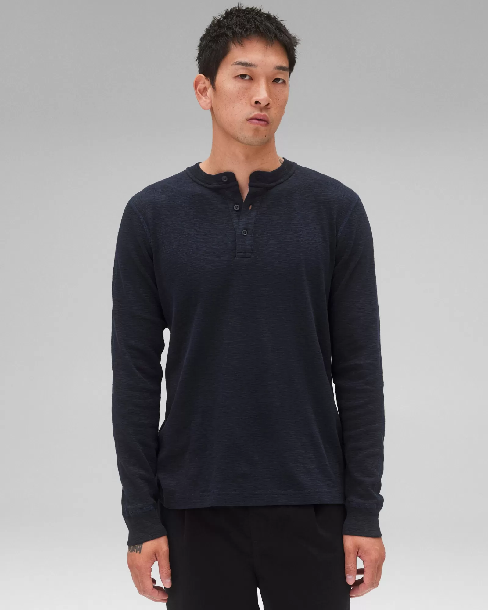 Reigning Champ 1x1 Slub Henley