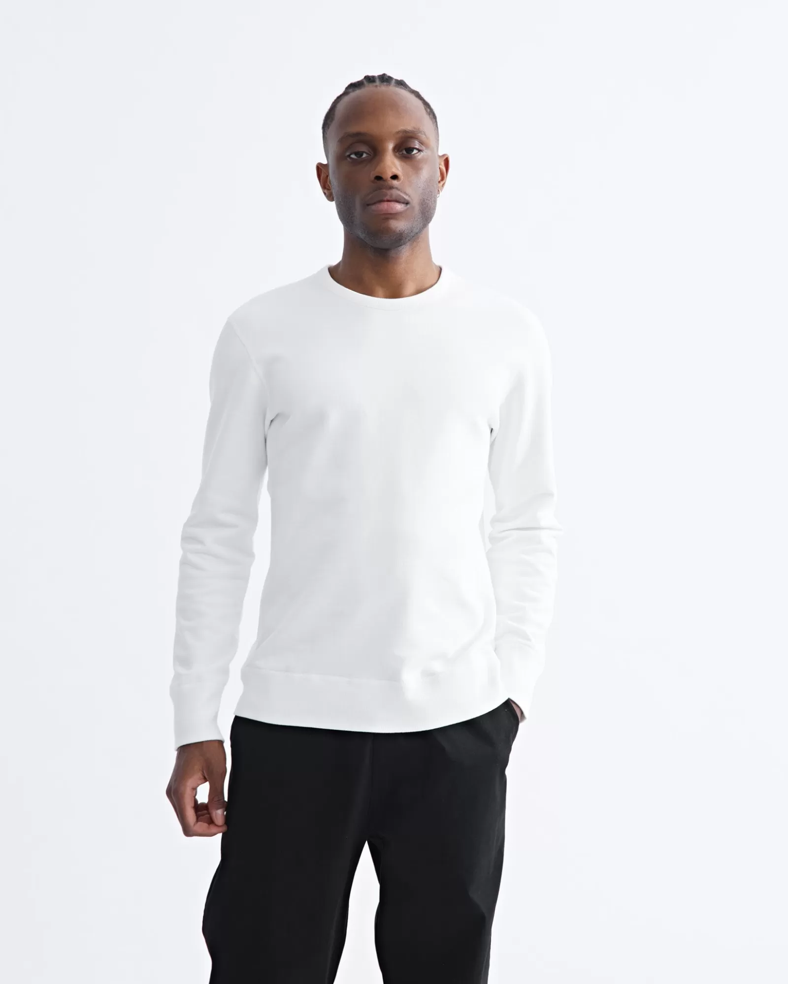 Reigning Champ Midweight Terry Slim Crewneck