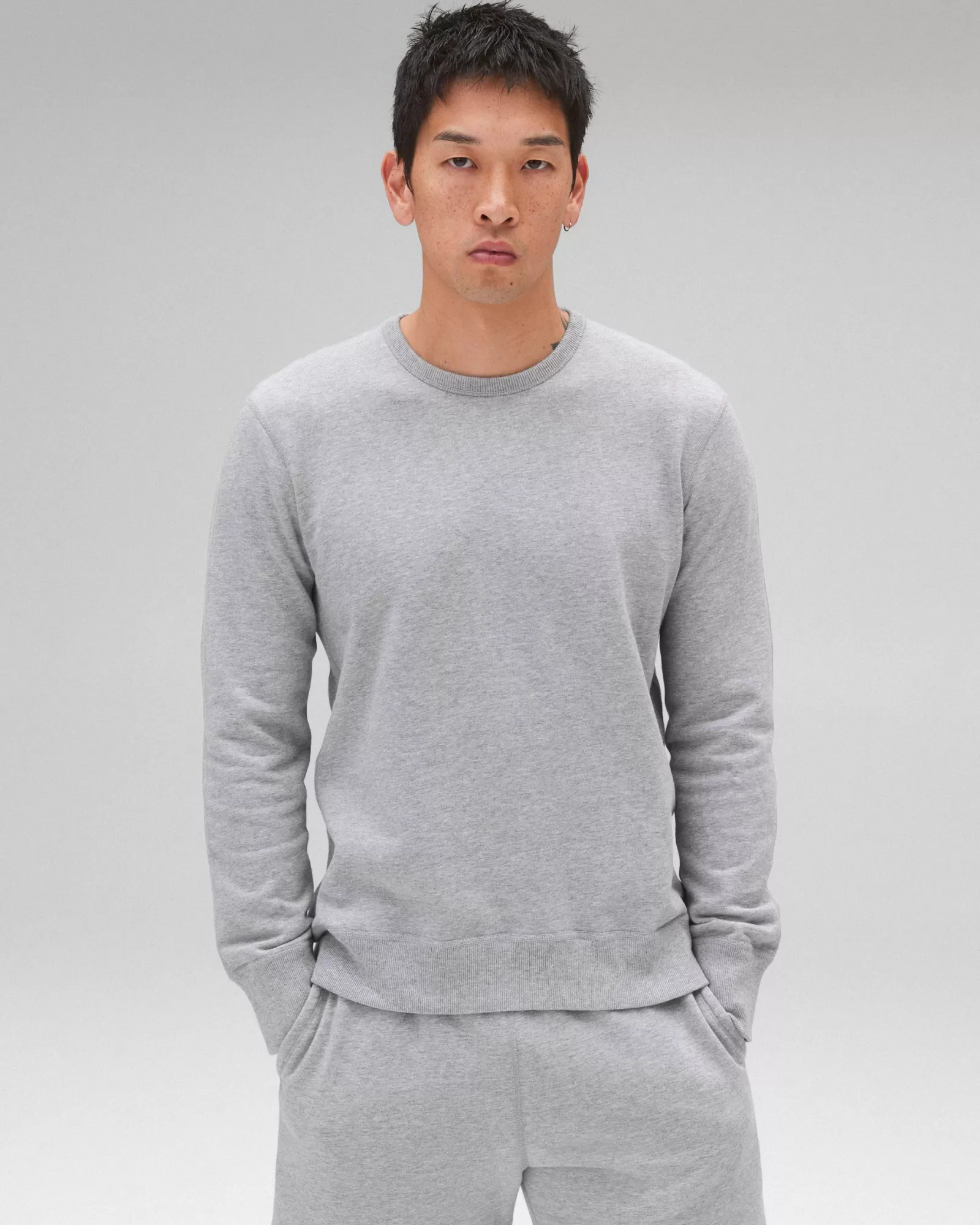 Reigning Champ Midweight Terry Slim Crewneck