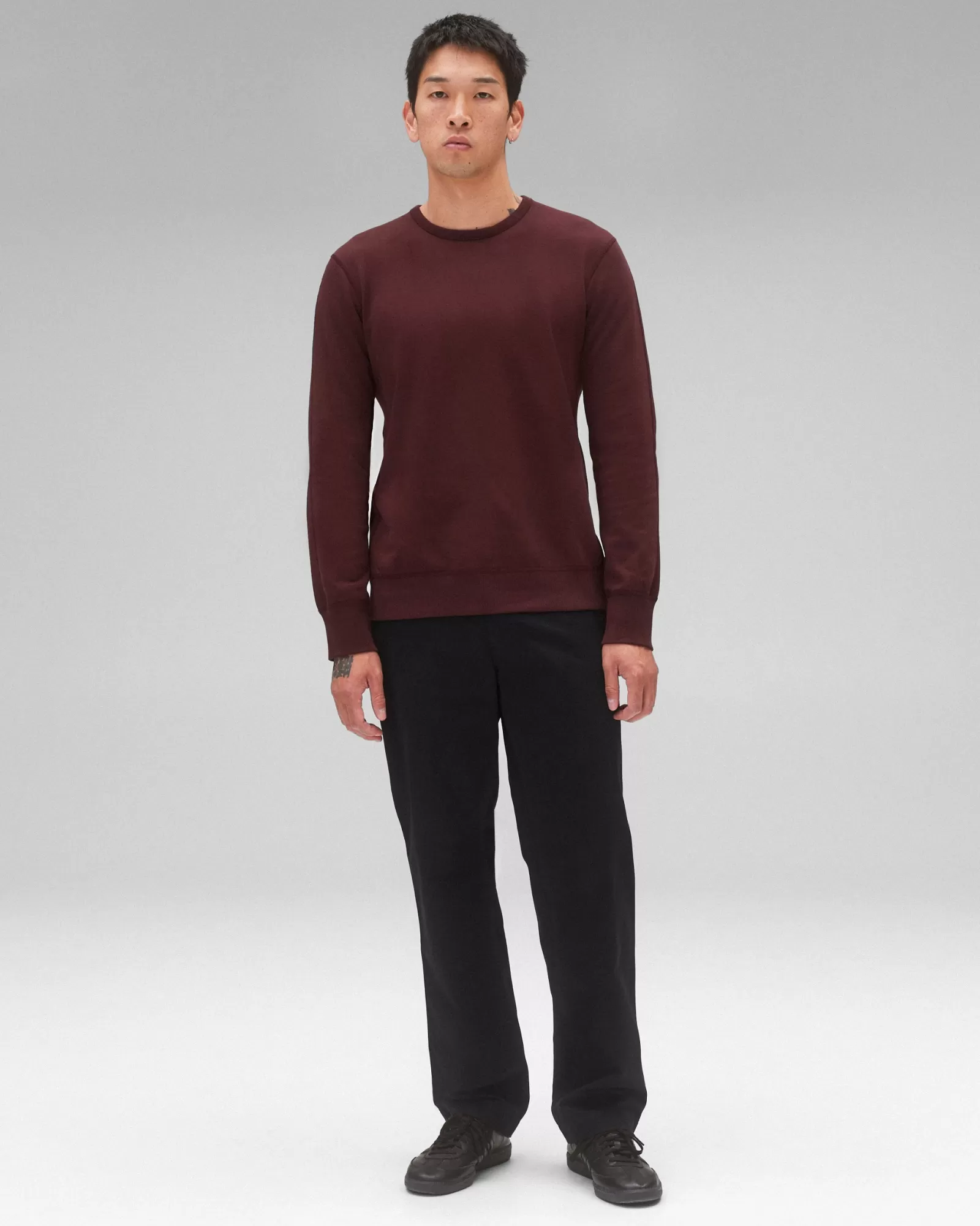 Reigning Champ Midweight Terry Slim Crewneck